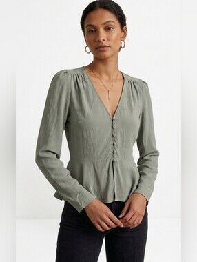 Wilfred Aritzia Suzette 100% Silk Button Front Blouse NWT XS